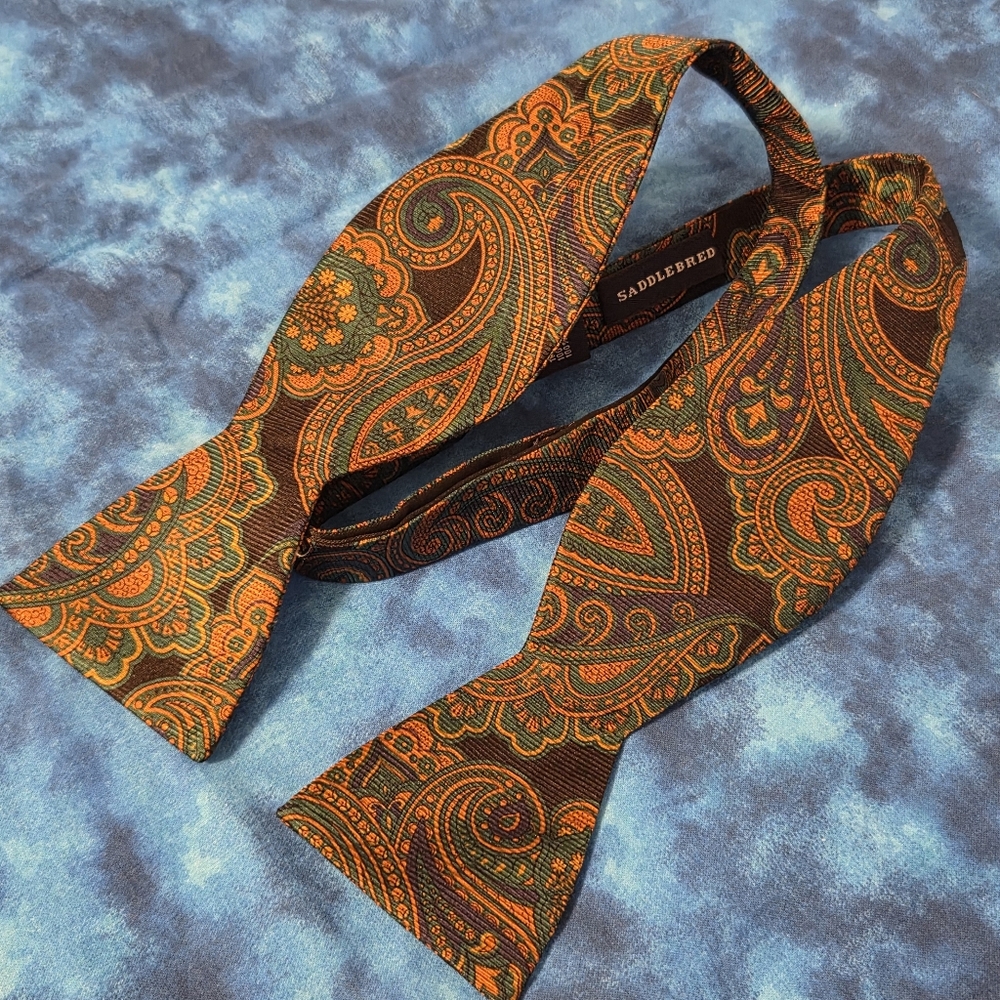 Saddlebred Paisley Silk Bow Tie Adjustable Black Gold Gray